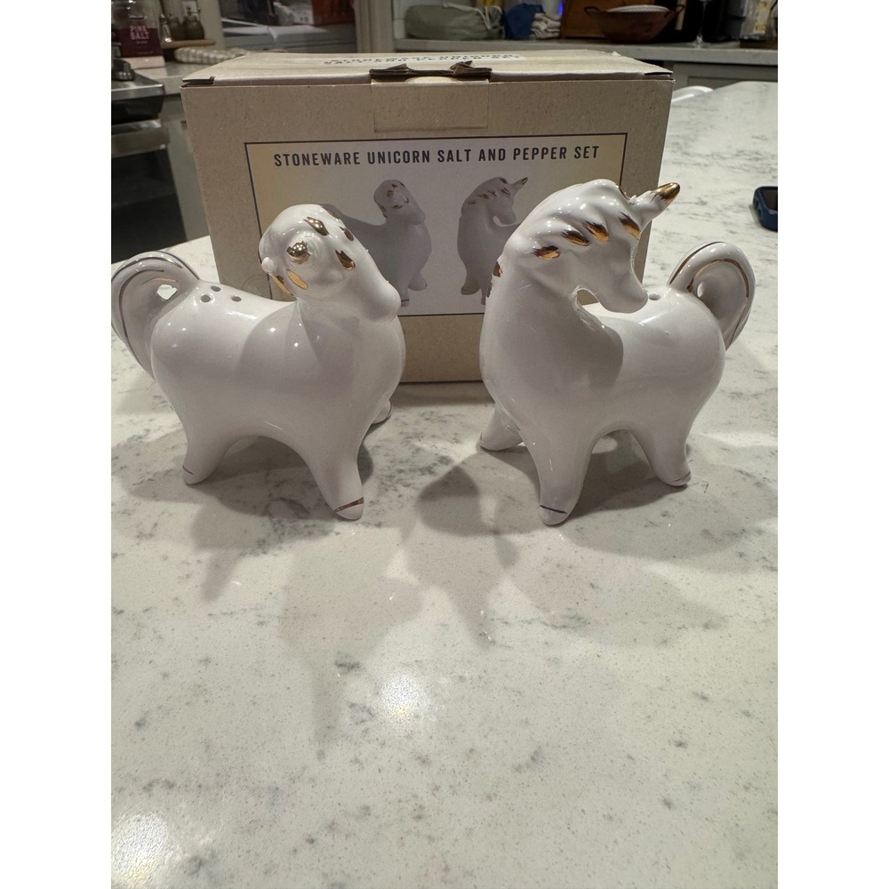 Cracker Barrel Stoneware Unicorn Salt and Pepper Shaker Set White Gold Exclusive